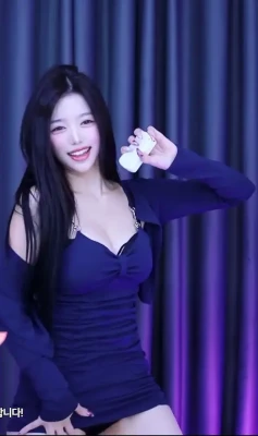 haneul_bin - I hope you're all having fun playing my little rainbow game with me.