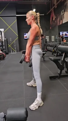 fitnessevisek - 🎂 bday cock 😛