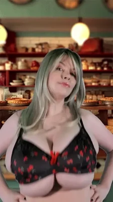 lovelylilith00 - Imagine me cooking barefoot in your kitchen