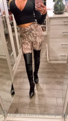 chanelstjames - I feel so cute with this wig! 👉👈