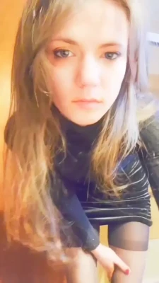 betty_fae - Your cock would look better sliding between my big titties instead