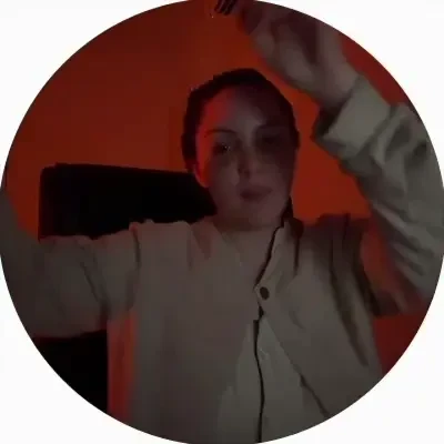 uckpnb4sque6yqfhmlevnn_w... - I’ll be on later to make your cocks feel good. In the meantime