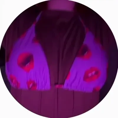 uckpnb4sque6yqfhmlevnn_w... - 🖤Tifa takes off her panties.🖤  Another Tifa phone video clip