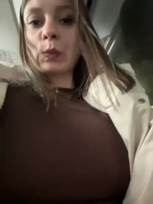 katya_katysha - Would you lick the frosting off my tits or my pussy? 🤔
