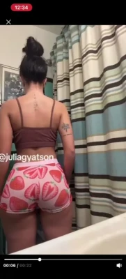 juliagyatson - Like my legs?