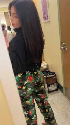 juliagyatson - Should be my signature look honestly