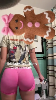 juliagyatson - tiddies for my favorite crew on earth