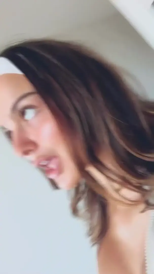 aaliaschembrii - If I made u dinner what would you request? 👅