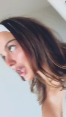 aaliaschembrii - If I made u dinner what would you request? 👅