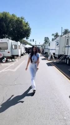 iamdjlivia - Tits are way too much fun!