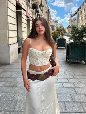 leilaafshonkar - I hope you're all having fun playing my little rainbow game with me.