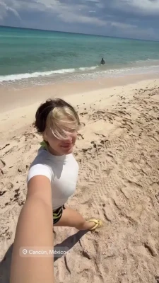 leilaafshonkar - let my eyes do the talking 😈