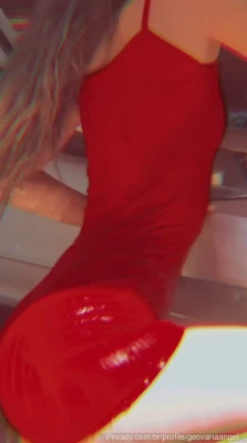 geovana_enndy - Floating bewbs 💦  Going to make some long videos with dancing and