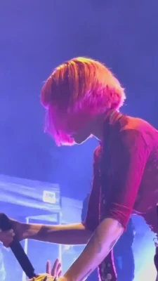 iamhalsey - Im sure you would enjoy sitting on my cock 😳🤭