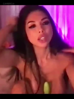 lexivixi - Like all my content if u think I’m cute ;) part 1