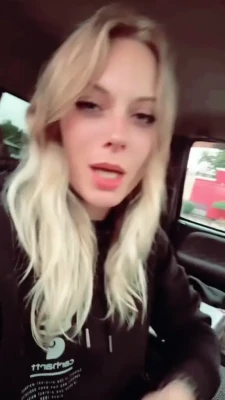 lilbabyyyy2000 - She’s waiting for you.