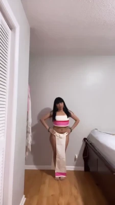 cherryblossombits - Give me a lick? 😻