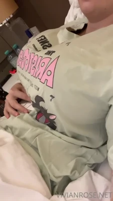 vivian_rose - skinny dip?