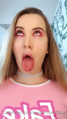 vivian_rose - I took a while off bcz I felt like crap after my vaccination, but