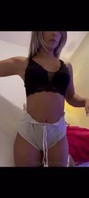 emiiixox - Can someone send me to Salem for Halloween