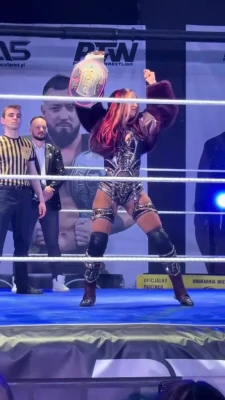 sashabankswwe - Happy Friday!!!