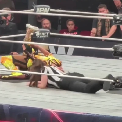 sashabankswwe - I try not to do any non-photo posts but while I have had power turned