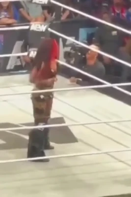 sashabankswwe - Agree, a good chair is like a hug that is always nice to come back