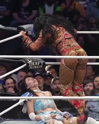sashabankswwe - 👸🏼 hmmm ?🫅🏼?