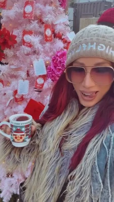 sashabankswwe - wanna win stuff? lets spin you and see what happens! tip 7.77 on this