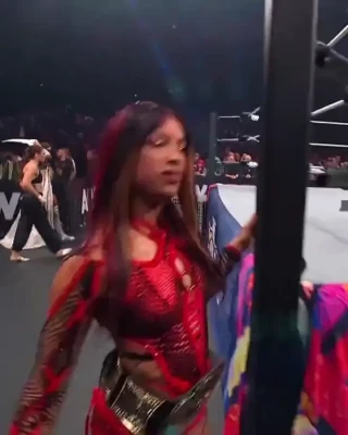 sashabankswwe - My belly is very hungry today