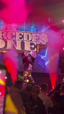 sashabankswwe - Suckin and fuckin? I need some please