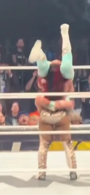 sashabankswwe - I made sure to get some with the good lens too!🌻