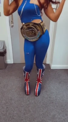 sashabankswwe - I’m open for you…. Cum on in