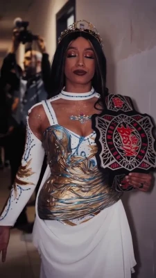 sashabankswwe - you like my lips spread open or closed daddy??