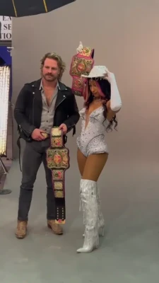sashabankswwe - What do you feel seeing this picture? 💚