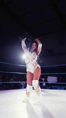 sashabankswwe - A little teaser of what you'll be getting tonight, dm me to see more!