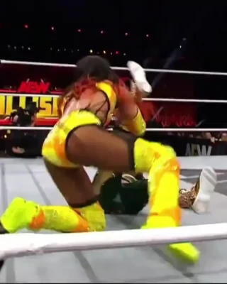 sashabankswwe - Hope everyone had a good weekend 🩷