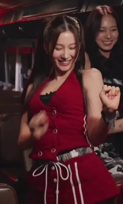 m.by__sana - Christmas shopping fund 🛍️ 🥰
