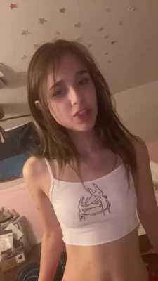 isabellmousee - Why can t I go live smh
