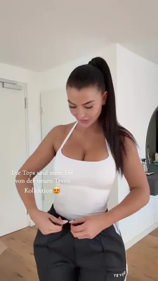 lisadelpiero - Passando pra desejar um findi bem gostosinho 🥵🔥