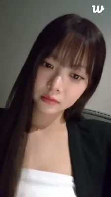 hhh.e_c.v - Do you see this tongue? It will skillfully suck your juices. 😉💦