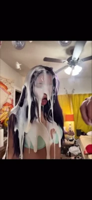 zoeebarb - This body though.