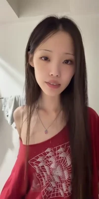 basedxbee - Little titty flashing in the car with a commentary from my girl ;p