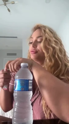 elektralopezwwe - Send me ur juiciest dick pics in DM ;) I've been wondering what your