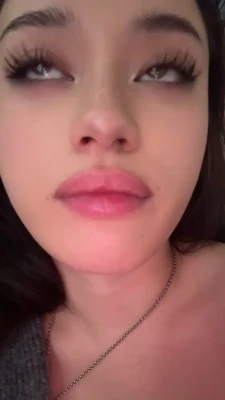 ja.dey - Stasera metterò foto hard con il babydoll da babbo Natale sotto
