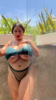 roberta_lipa - Can you see her?
