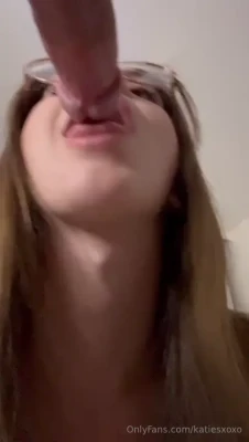 katiesxoxo - 𝒱𝒶𝓁𝑒𝓃𝓉𝒾𝓃𝑒’𝓈 𝒟𝒶𝓎
