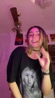 viuxyta - Look at me treating you to more 🐱 you can thank me later 😏💋