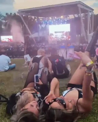 carygutin - Just a little admiration of the soles 🤤
