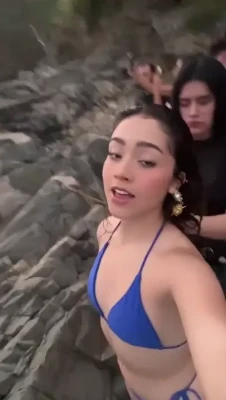 vanneamador - Tits out at the lake 🤣 like this post if you wanna play w my nips